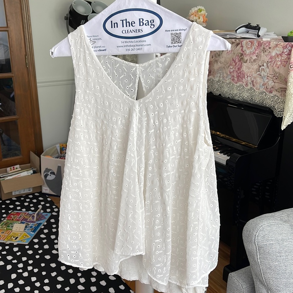 Club Monaco White Top Small